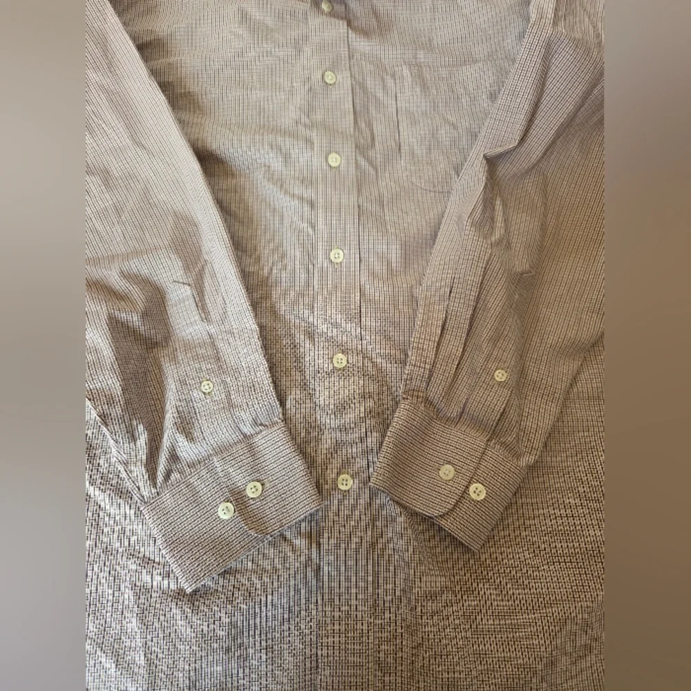 Eddie Bauer‎ Relaxed Fit Button-Down Shirt Men’s Large Wrinkle-Resistant Cotton - Picture 6 of 8